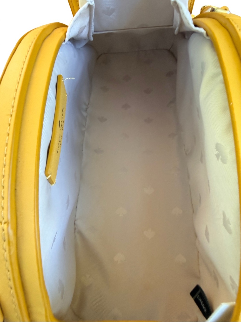 SOLD! NWT Kate Spade Beep Beep Car K6051 Crossbody Bag Yellow RARE w Dust Bag - Picture 9 of 12